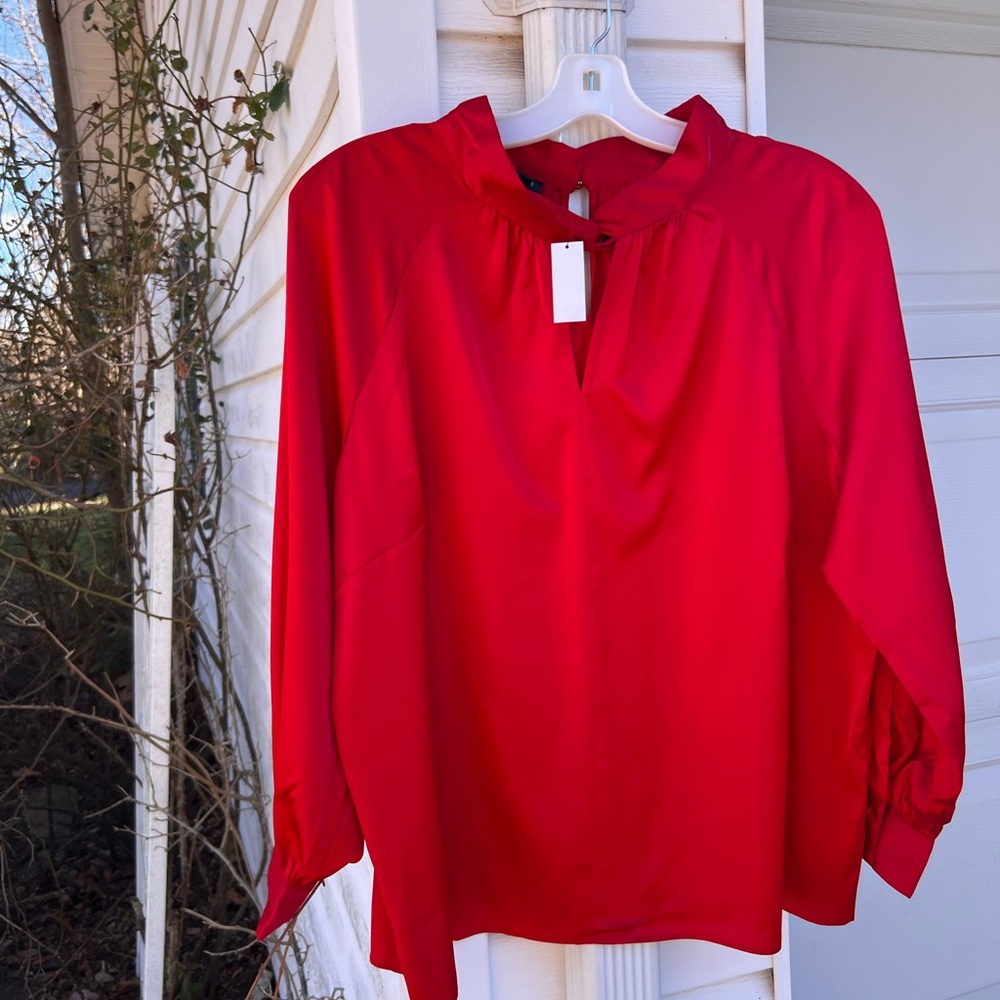 NWT Talbots Gorgeous Red High Neck Key Hole Long Sleeve Blouse